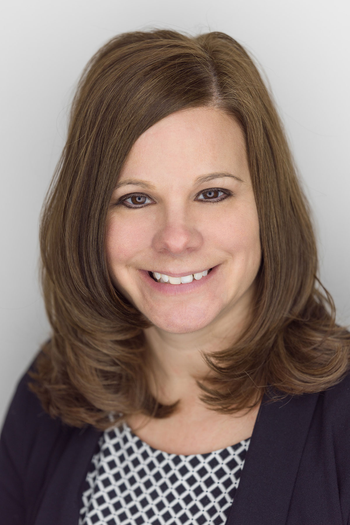 Profile Photo: Tanya Saxton