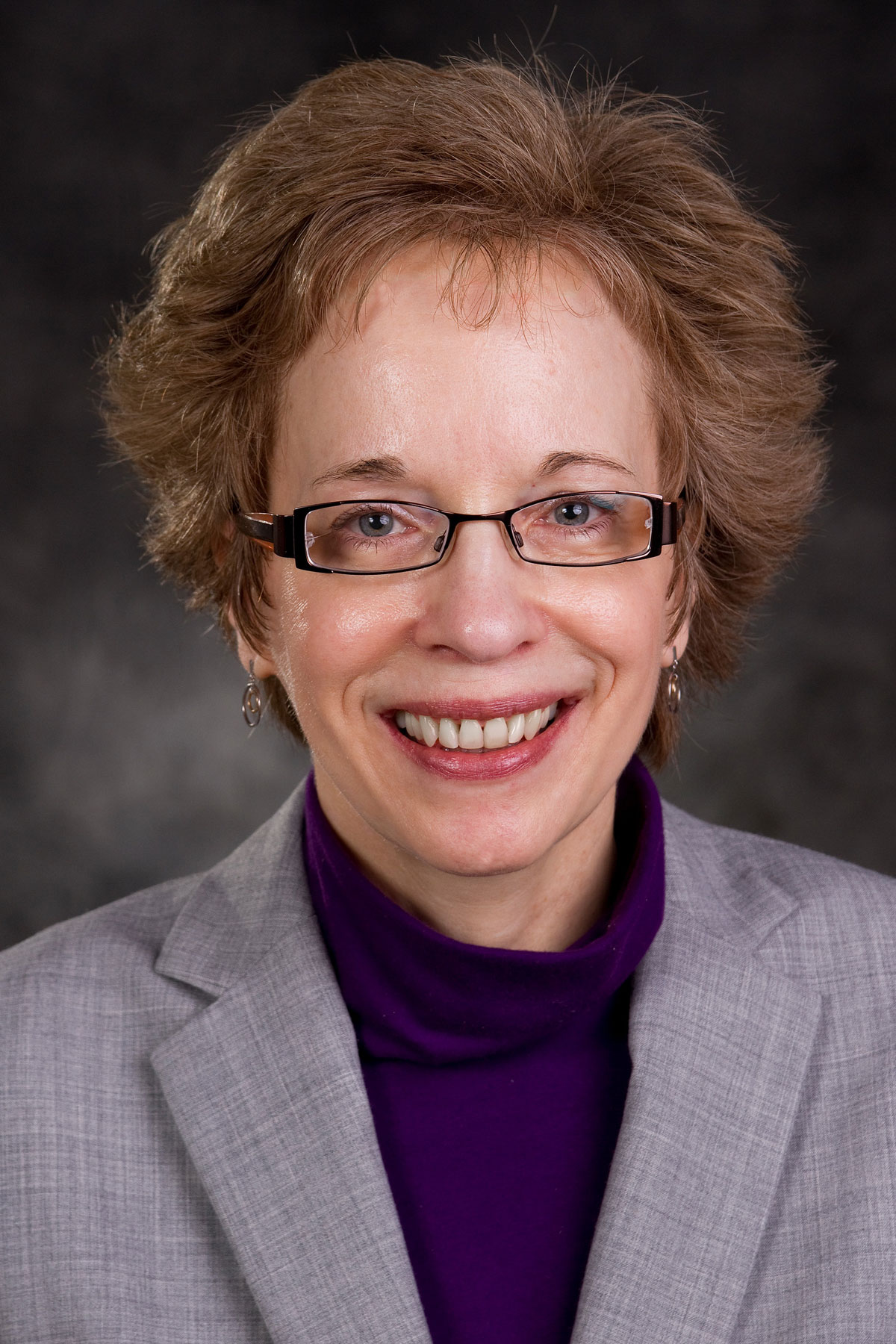Profile Photo: Paula DeHart
