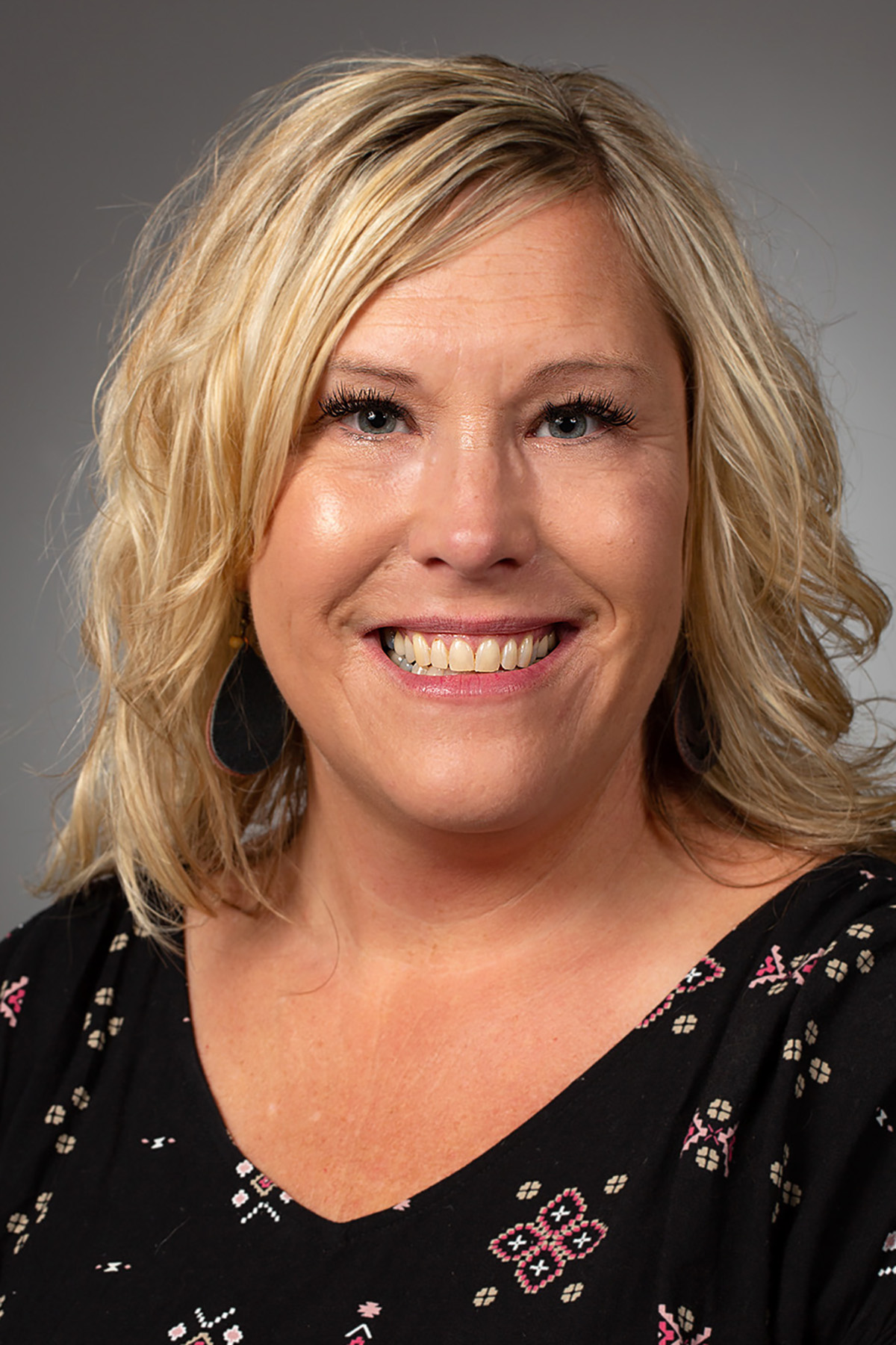 Profile Photo: Jacquelyn Sernau