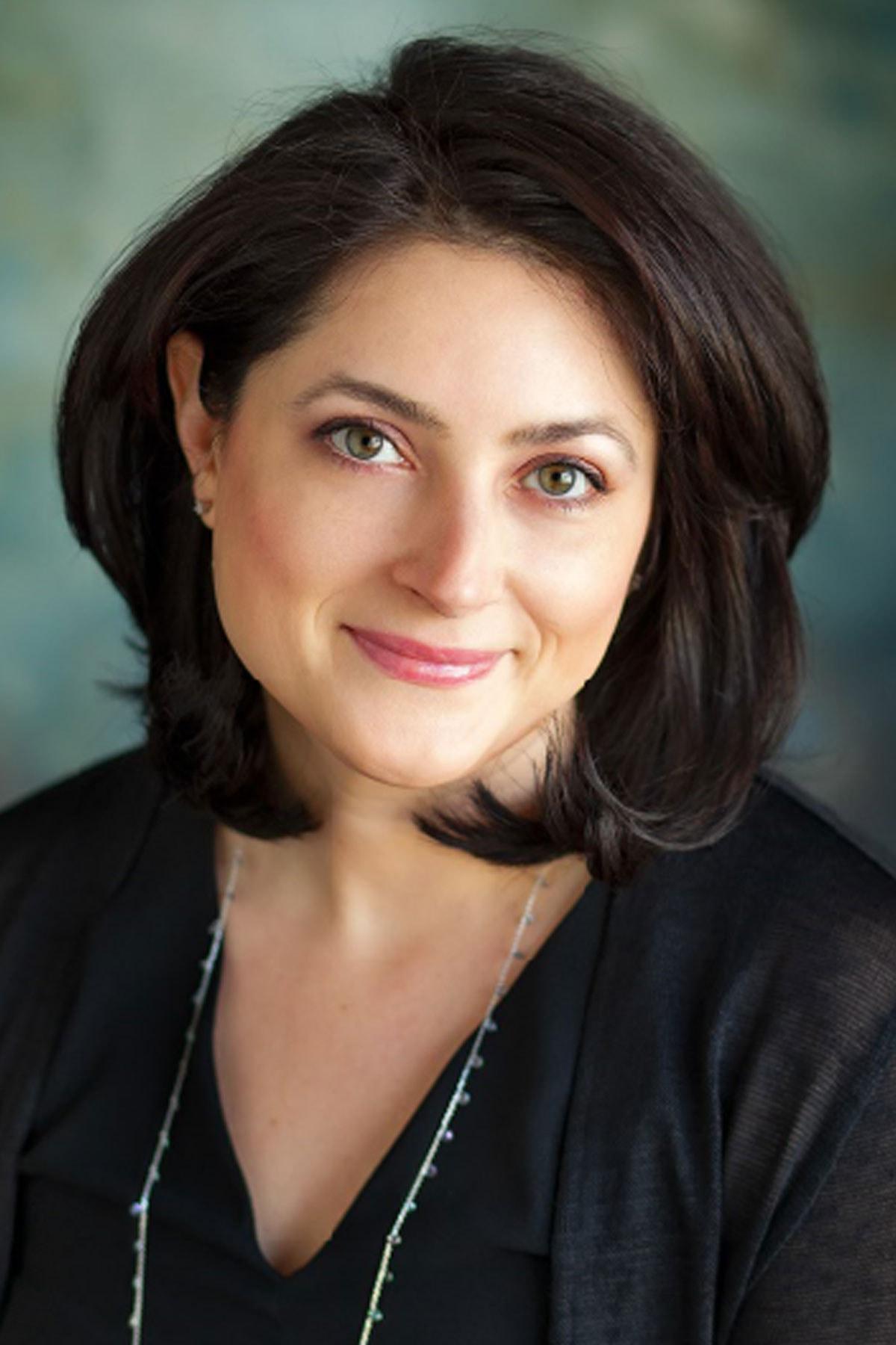 Profile Photo: Aysha Hussain