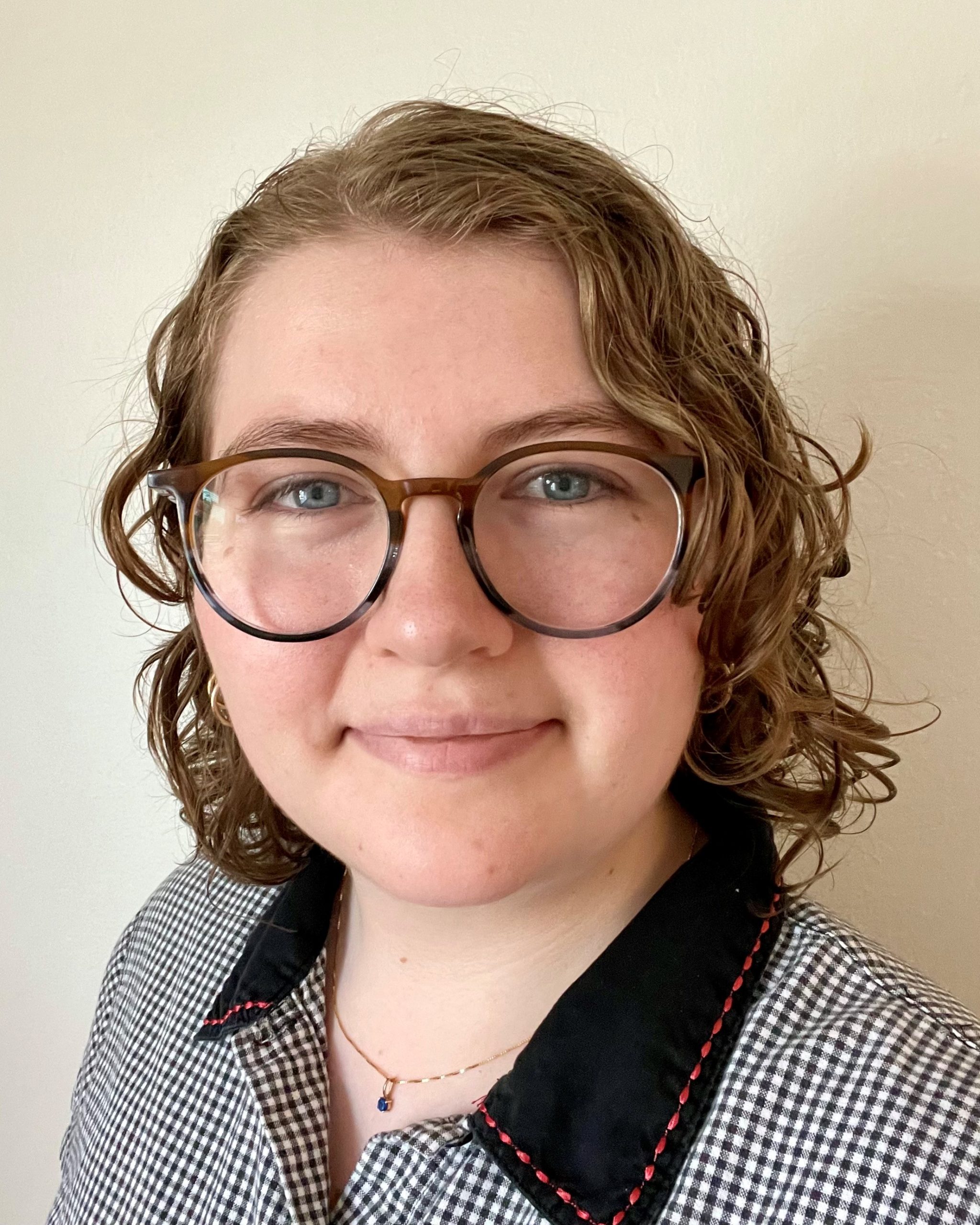 Profile Photo: Isabel Kelly