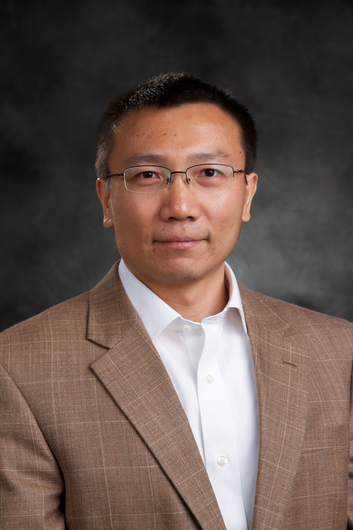 Profile Photo: M. David Chunyu