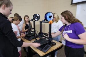 STEAM program for girls offered at UWSP at Marshfield this summer