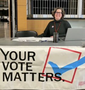 Political science professor encourages students to get out the vote