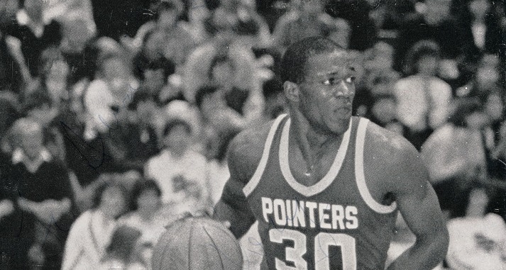 Alumni Terry Porter playing basketball for the Pointers.