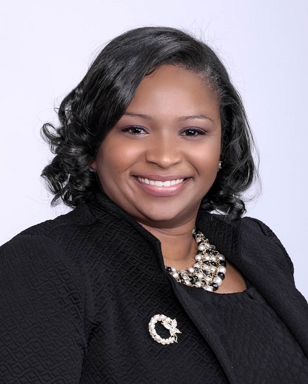 Edwina Thompson, a 2004 alumna of UW-Stevens Point and principal of Lane Tech College Prep