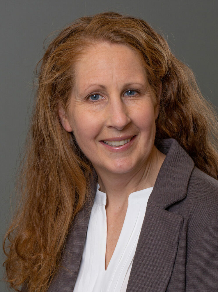 Image of Jennifer Hanlon, UWSP Registered Dietitian