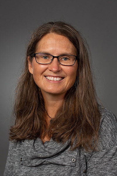 Gina Smith, a resource specialist in the Wisconsin Center for Environmental Education, won the 2023 Academic Staff Spirit of Community Service Award.