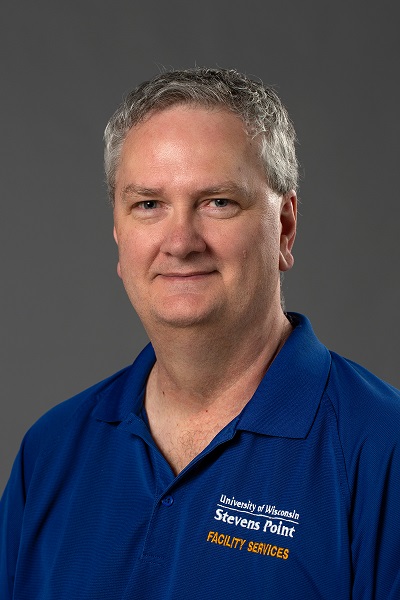 John Kluck, assistant supervisor, Facility Services, won a 2023 University Service Award.